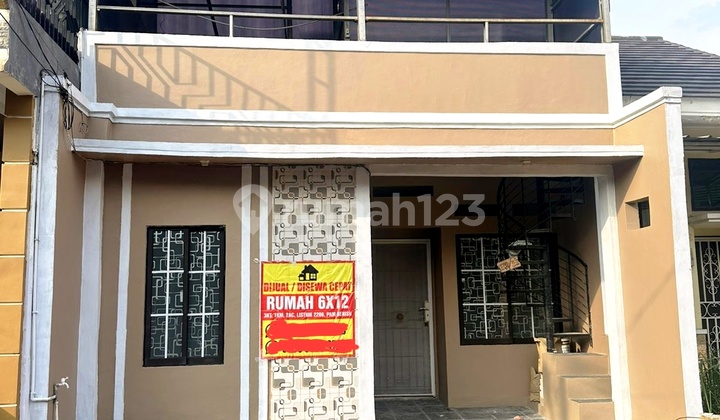Quick Sale: 1.5-Story House in Global Mansion Housing Complex, Periuk, Tangerang City Quick Sale: 1.5-Story House in Global Mansion Housing Complex, Periuk, Tangerang City