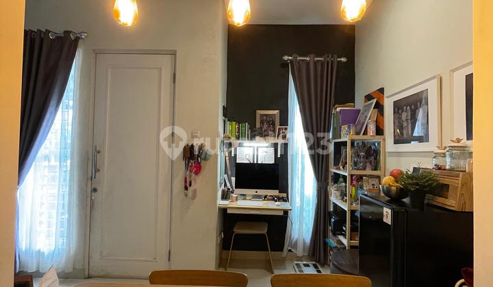 Sell Very Cheap 2-Story House in The Akasia Serenity Housing Complex, Jombang, Bintaro, Tangerang. 2