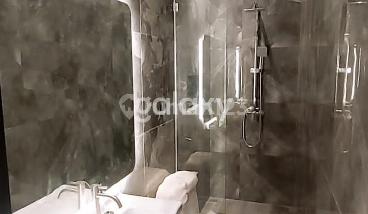 Rumah 2lt sangat bagus lokasi strategis di Gayungan Surabaya 2