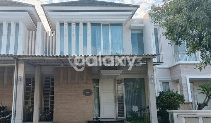 Nice House in Palm Beach Pakuwon City Nice House in Palm Beach Pakuwon City