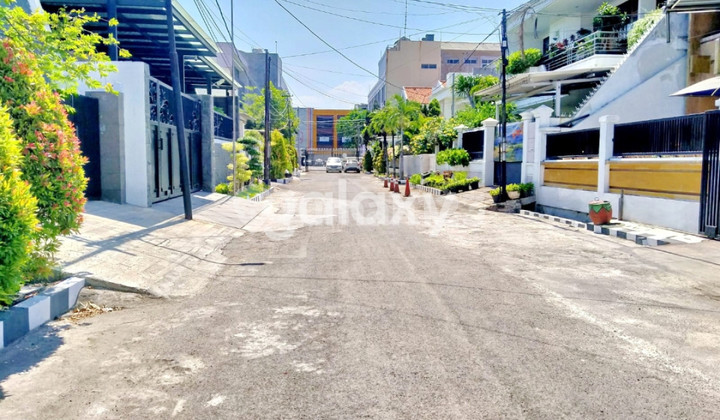2-story house in Manyar Kertoarjo, Surabaya. 2