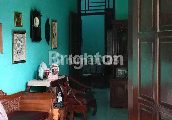 Rumah Lokasi Strategis di Semeru 2