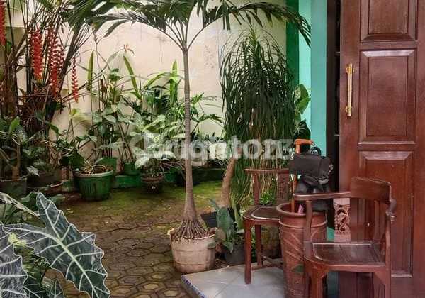 Rumah Lokasi Strategis di Semeru 1