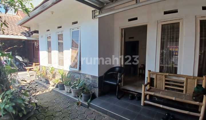 Ready to Occupy 2-story house in city center Land area 200m2 2