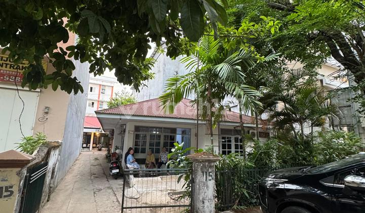 For Sale House on Mount Merapi Road Axis - Makassar 1