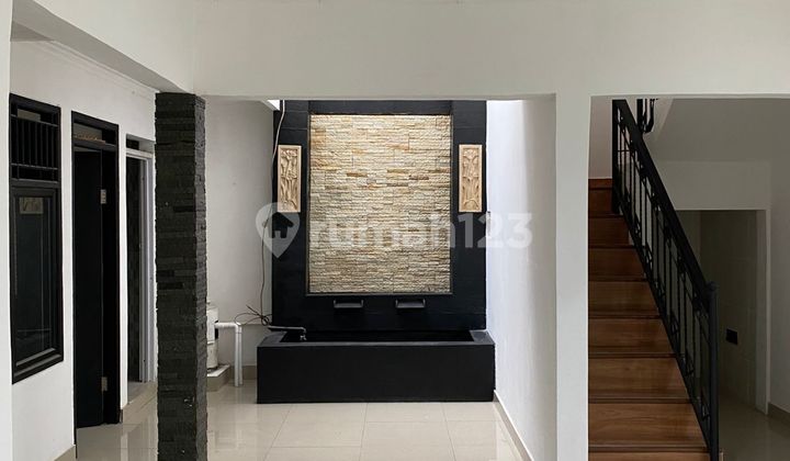 Dijual Rumah Modern di Ciledug, Tangerang 2