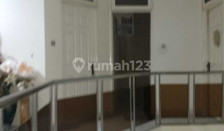 For Sale Elite Intercon Area House in Kebon Jeruk Garden 2