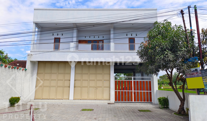 Ruko Disewakan Tajem Jogja Ringroad Utara, dekat Lotte Mart, RS Hermina, SMKN 1 Depok, INSTIPER, Kampus 3 Sanata Dharma Ruko Disewakan Tajem Jogja Ringroad Utara, dekat Lotte Mart, RS Hermina, SMKN 1 Depok, INSTIPER, Kampus 3 Sanata Dharma