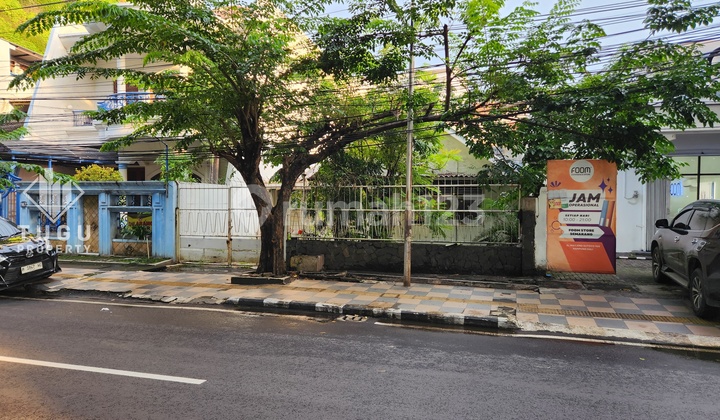 Bonus Land with Building for Sale in Semarang, close to Tentrem Mall, near Simpang Lima. 1
