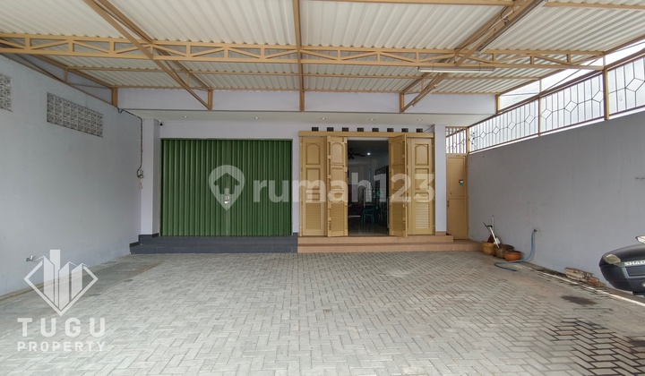3-Story Shop House for Rent in Jogja Ngampilan, near Malioboro, near Tugu Station, near PKU Hospital, near Ngabean Parking, near Bakpia Pathuk, near Yogyakarta Palace/ North Square 2