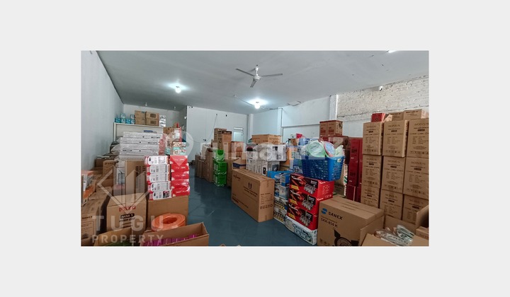 Ruang Usaha Disewakan Jalan Godean Jogja, dekat Kampus STPN dan Poltekkes, dekat Mirota Godean, dekat SMAN 2 Ruang Usaha Disewakan Jalan Godean Jogja, dekat Kampus STPN dan Poltekkes, dekat Mirota Godean, dekat SMAN 2