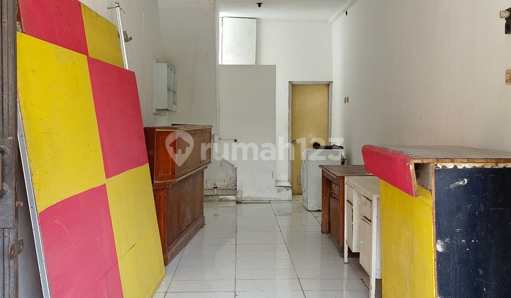 Ruang Usaha 2 Lantai Disewakan Jogja Jalan Wates Wirobrajan, dekat Pasar Gamping, Kampus PGRI UPY, RS AMC dan RSGM, SMAN 1