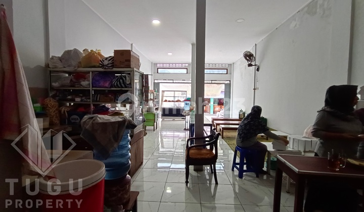 Ruang Usaha Kuliner + Kost 13 Kamar  Dijual Jogja Sapen Timoho, dekat Kampus UIN, Ambarukmo Plaza, Lippo Mall, RS Siloam, Sekolah de Britto, RS Happy Land, Balkot Timoho
