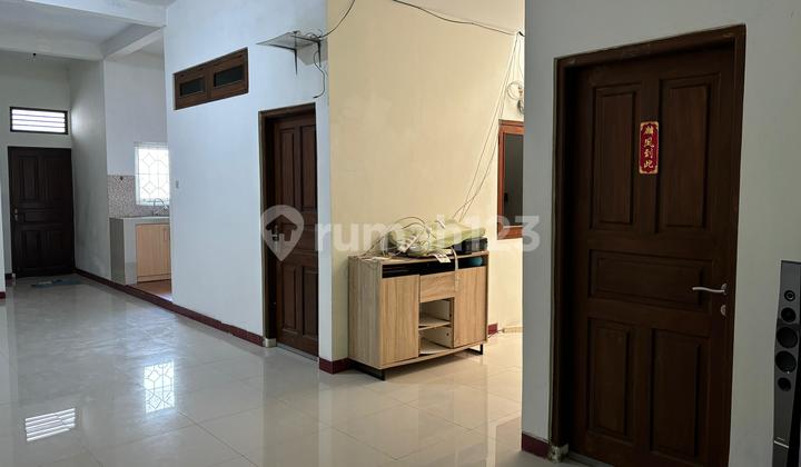 Ruko Dijual Jogja Jalan Magelang Jetis, dekat Borobudur Plaza, JCM, Pasar Kranggan, SMAN 4, Sekolah Kalam Kudus, Sekolah Budi Utama, Gereja Aletheia, Gereja Jetis, dekat Kampus UGM, RS Sardjito