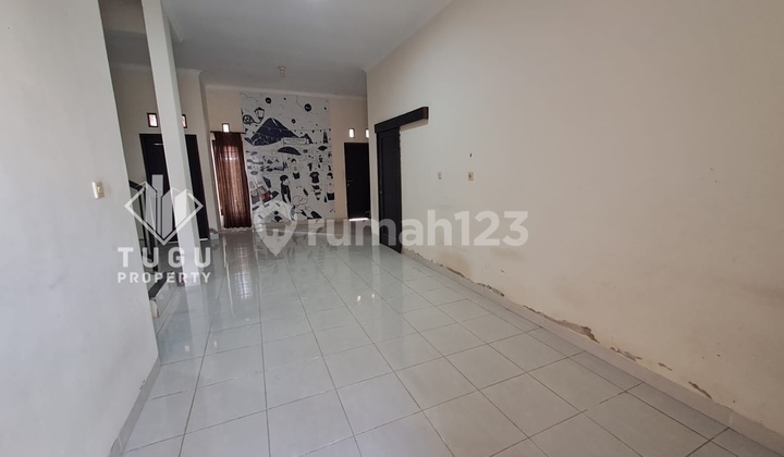 Rumah 4 Kamar TidurDisewakan area Jalan Kaliurang Jogja, dekat Kampus UGM, Pasar Colombo, RS Sardjito, Sekolah Al-Azhar, Gereja Banteng, PLN Jalan Kaliurang 2