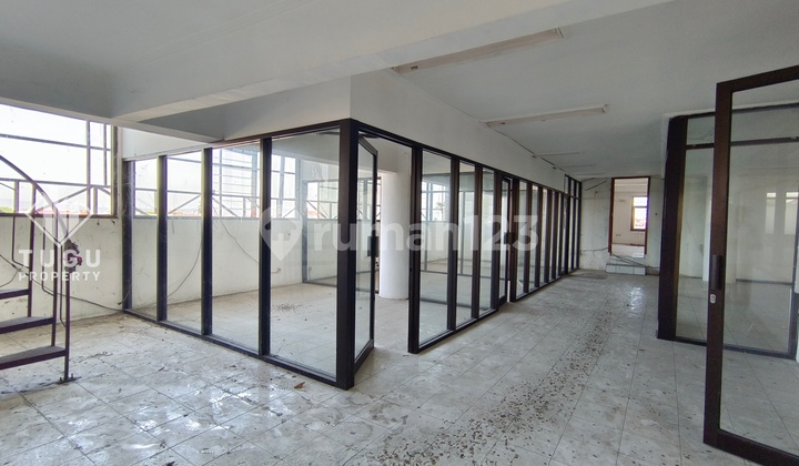 Building for Rent in Jogja Tourist Area, near Malioboro, North Alun Alun, Jogja Governor's Office Building for Rent in Jogja Tourist Area, near Malioboro, North Alun Alun, Jogja Governor's Office