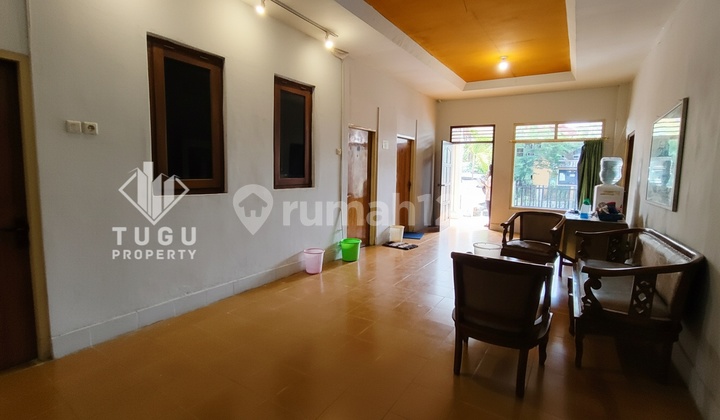 Kost House / Homestay 12 Bedrooms for Rent in Jogja Areas Cokroaminoro-Godean Street, Near Public Schools SMAN 1 Wirobrajan and SMAN 2 Bener, Near STPN Land College, Near Ludira Husada Hospital, RSGM, AMC Hospital, Near Tugu Station, Tugu Jogja, Mang