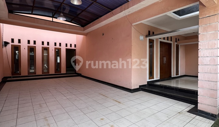 House in Jatibening Permai Housing Estate, Bekasi City 2