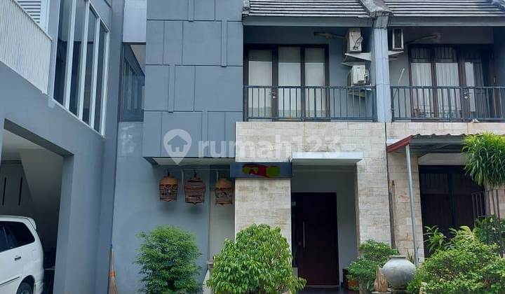 Rumah Di Premier Riviera Jatinegara Jakarta Timur