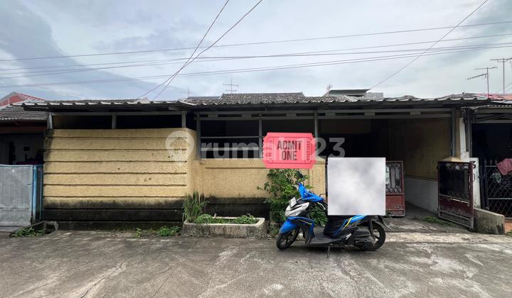 Rumah di Perumahan Tytian Indah Medan Satria Bekasi Rumah di Perumahan Tytian Indah Medan Satria Bekasi
