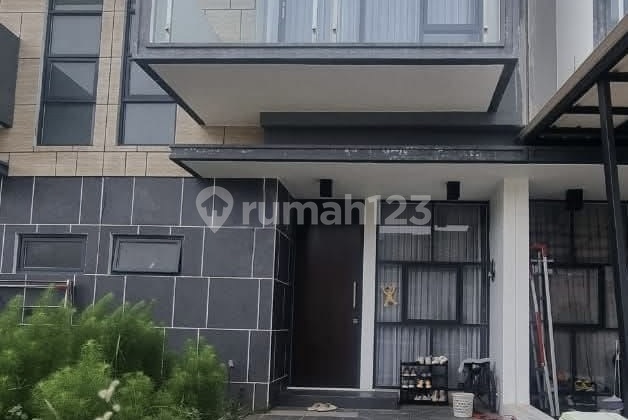 House in Flower Garden Cluster, Golden City, North Bekasi 1