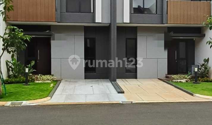 Rumah Murah 2 Lantai di Cluster Regia Summarecon Crown Gading 2