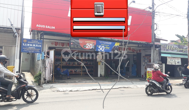 Shop House on Agus Salim Street, East Bekasi City 2
