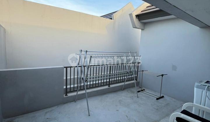 Rumah Di Cluster Z Living Lake Garden Grand Wisata 2