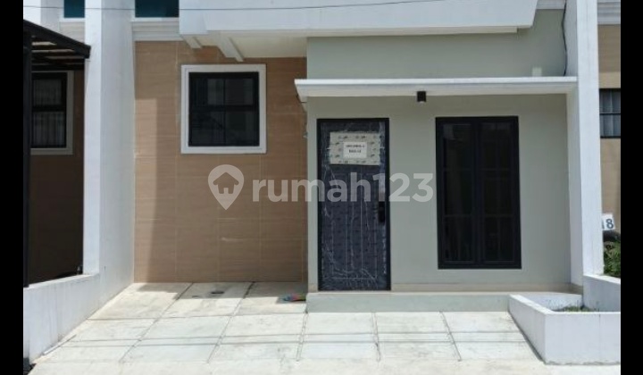 Rumah Cantik Strategis Cikoneng Buah Batu Bandung