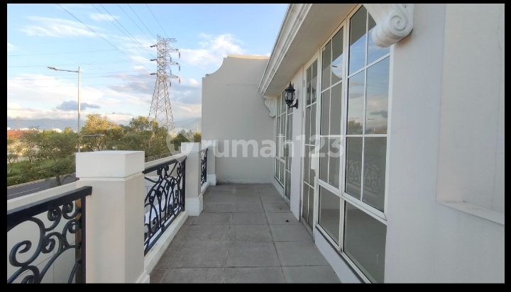 Rumah Mewah Podomoro Buah Batu Bandung 2