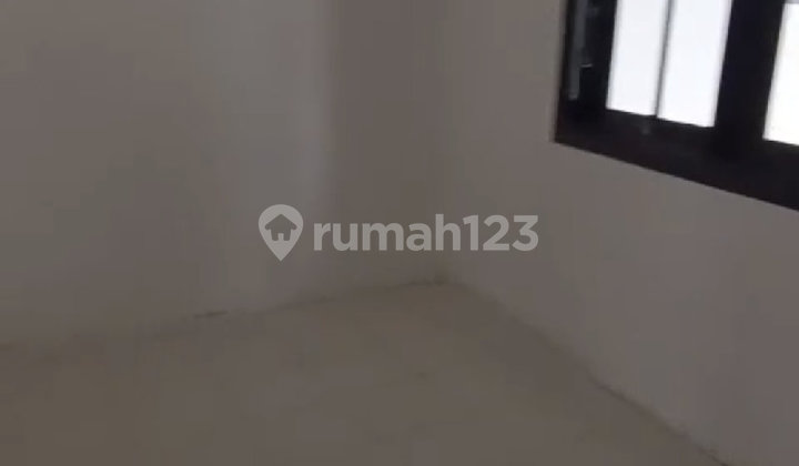 House in Green Valley Park Lippo Cikarang 2