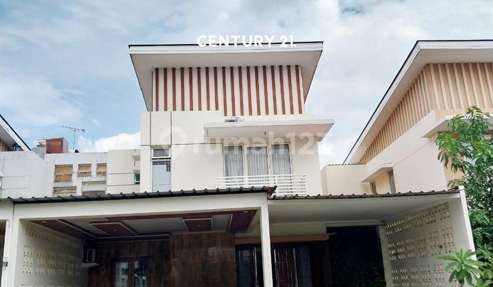 Rumah Bagus Furnish 2 Lantai di Podomoro Karawang