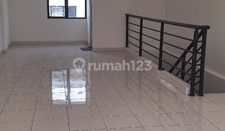 RUKO  2 LANTAI BAGUS BUAT USAHA DAN KANTOR  MNTC LIPPO CIKARANG
