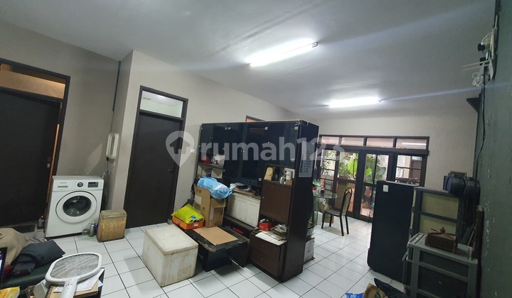Rumah Luas Nyaman Siap Huni di Pusat Kota Bandung