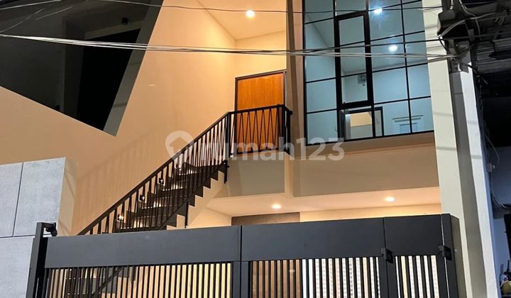 Comfortable New House Tomang 5x18 Freehold Title Comfortable New House Tomang 5x18 Freehold Title