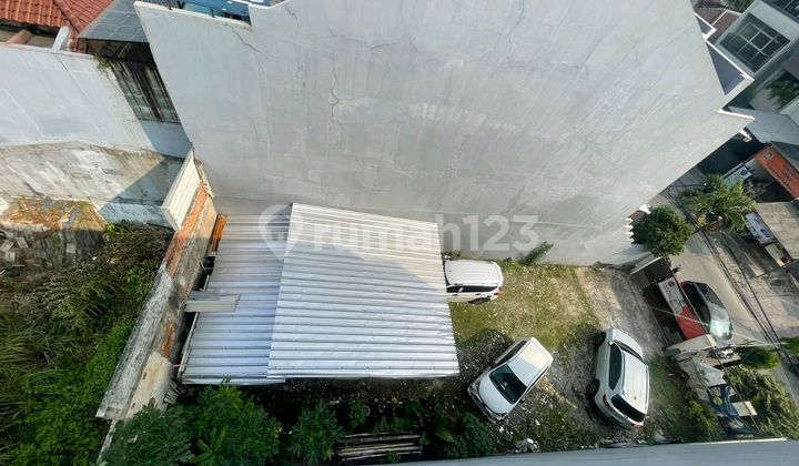 Tanah Duri Kepa Row 2 Mobil Lega Shm