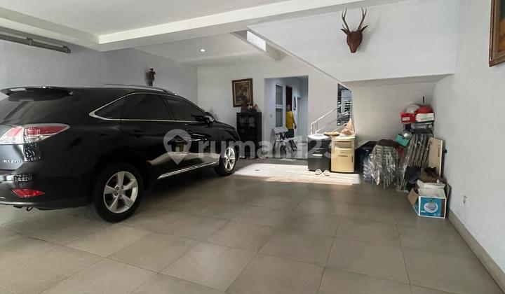 Pluit 3.5-Story House, Land Area 455