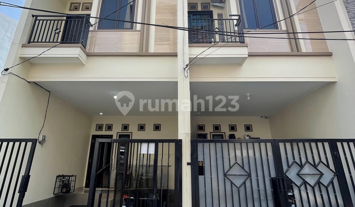 Rumah Tanjung Duren Murah Baru 4x13 Shm Jalan 1 Mobil Lega Bebas Banjir 1