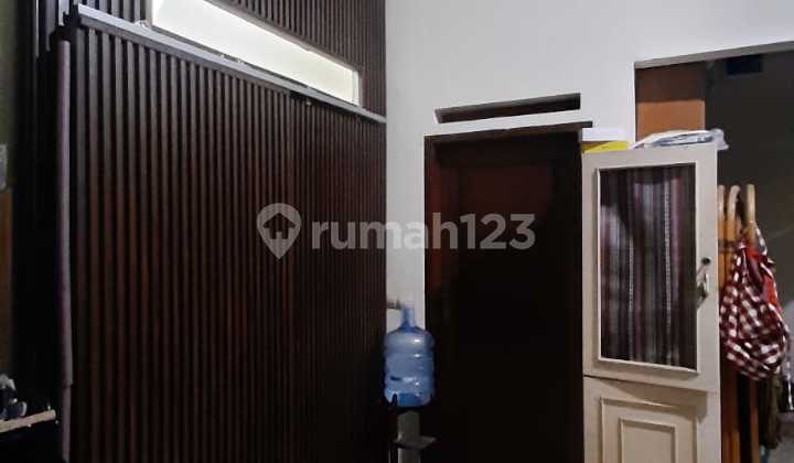 Minimalist Tidy Semi-Furnished House in Karang Tengah, Tangerang 2