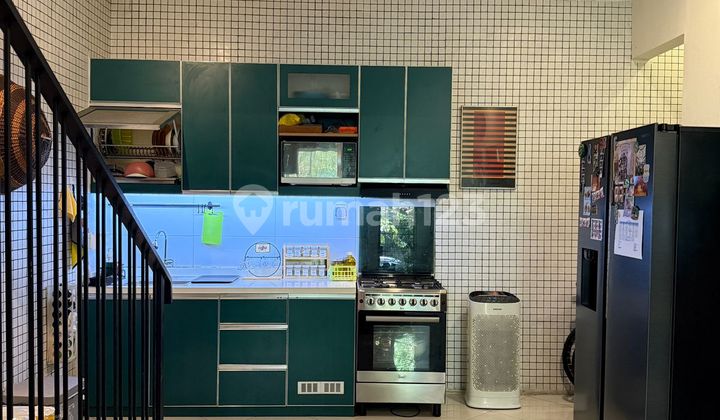 Rumah Minimalis Rapih Siap Huni Lokasi Strategis di Graha Raya 2