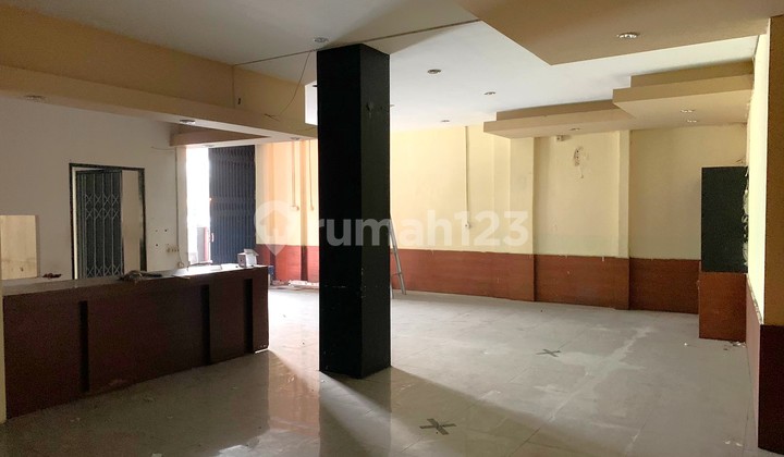 Nice Connected Shophouse in Bintaro Sector 2 2