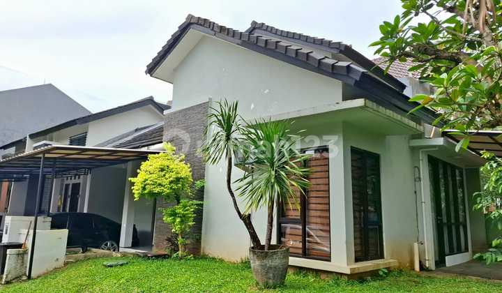 House Position Hook 2 Floors Near Toll Road and Station in Bintaro