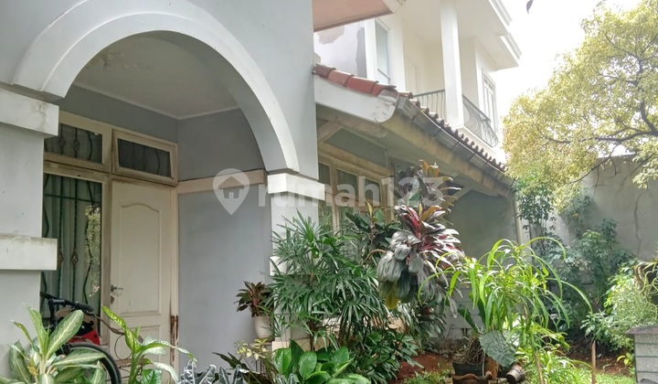 Rumah Asri Nyaman Lokasi di Bintaro Jaya