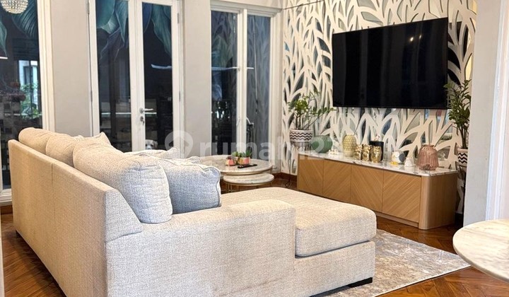 Semi-Furnished Ready-to-Occupy House with AC, Already SHM in Bintaro 2