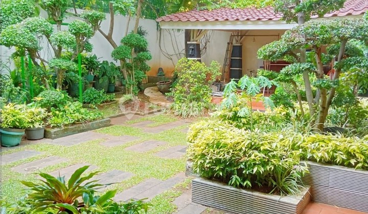 Rumah Asri Siap Huni di Lokasi Elite Bintaro Jaya 2