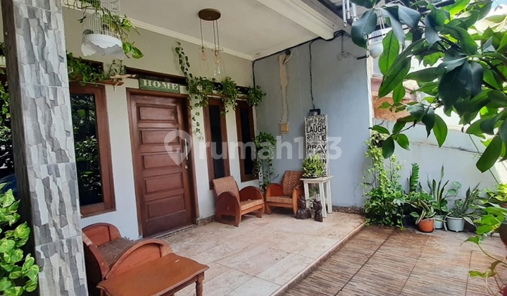 Rumah Minimalis Rapih Semi Furnished di Karang Tengah, Tangerang