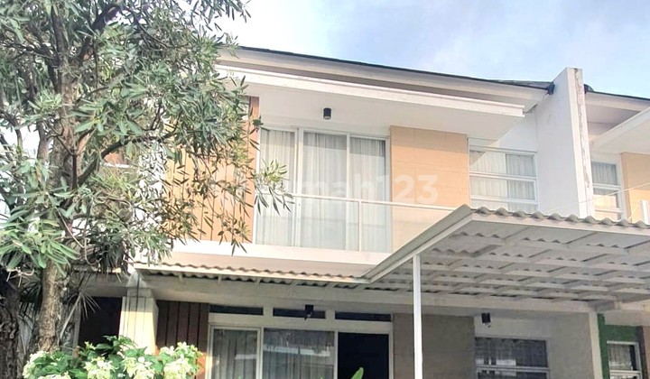 Rumah Minimalis Rapih dengan Kitchen Set di Bintaro, Tangsel