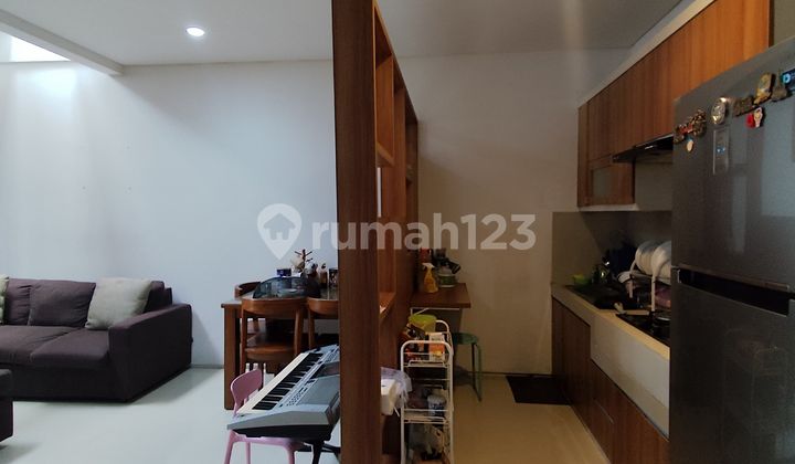 Rumah Rapih Minimalis Siap Huni Hadap Barat SHM, Ciputat Tangsel 2