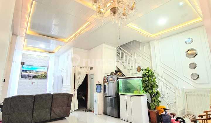 Dijual Cepat Rumah Bagus di Graha Raya Hadap Utara