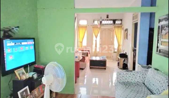 Dijual Cepat Rumah di Graha Raya Tangerang Selatan Dijual Cepat Rumah di Graha Raya Tangerang Selatan